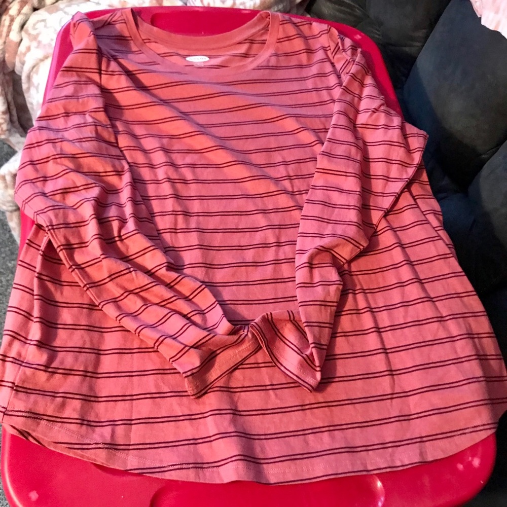 Long sleeve tee